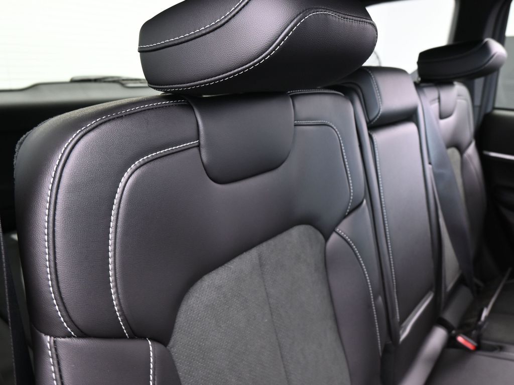 New 2026 Bright White Clearcoat Jeep Laredo image 35