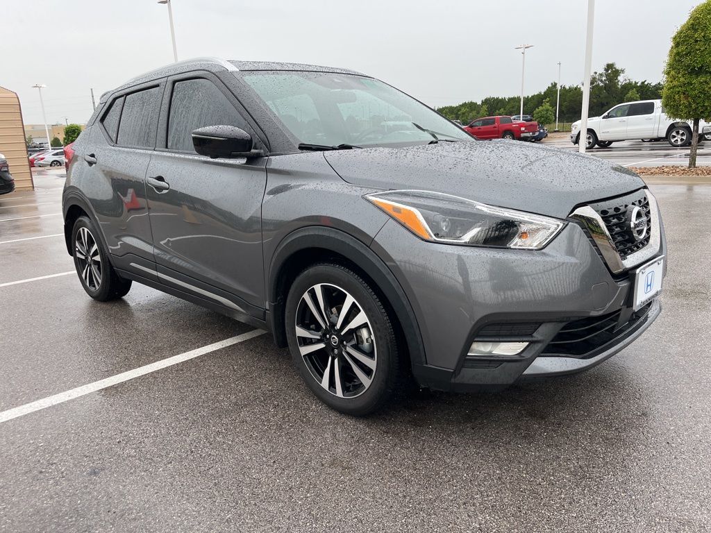 Thumbnail: 2020 Nissan Kicks - 3
