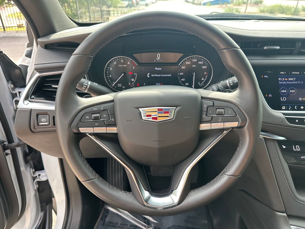 Used Car 2025 Cadillac Xt6  Luxury For Sale Under $50,000 In Austin, Texas