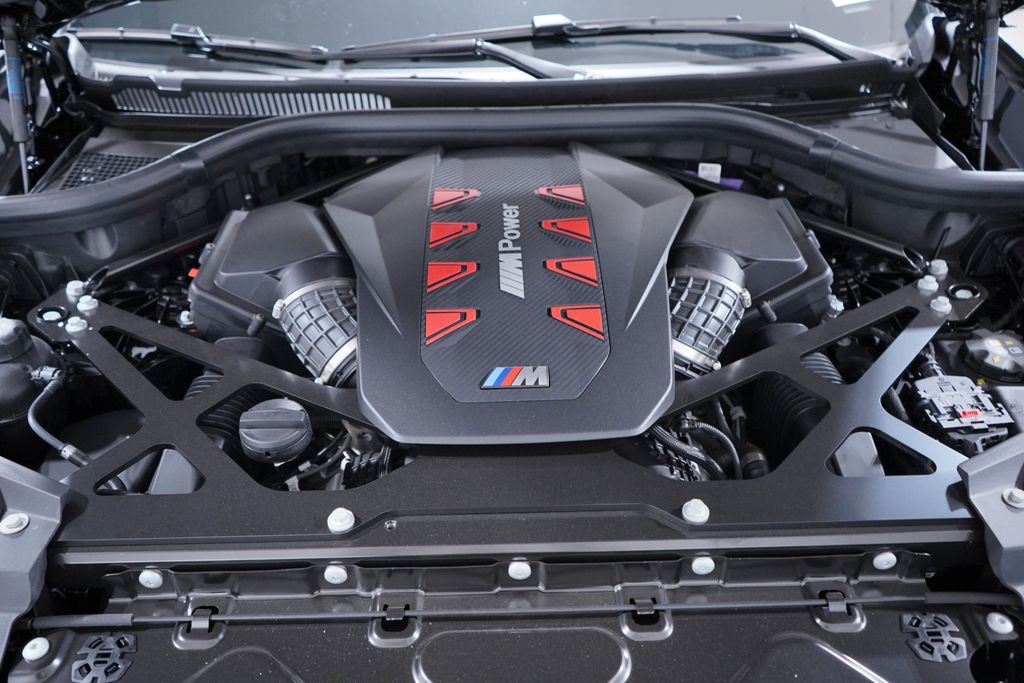 Thumbnail: 2027 BMW X6 - 22