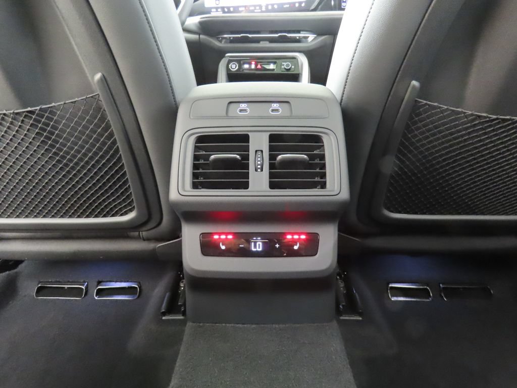 Thumbnail: 2026 Audi Q5 - 25