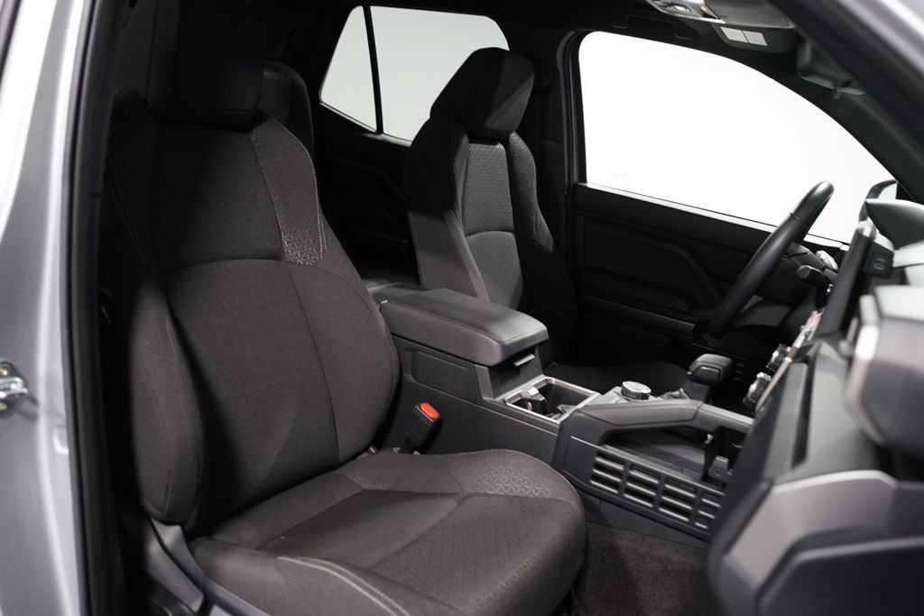 Thumbnail: 2025 Toyota 4Runner - 29