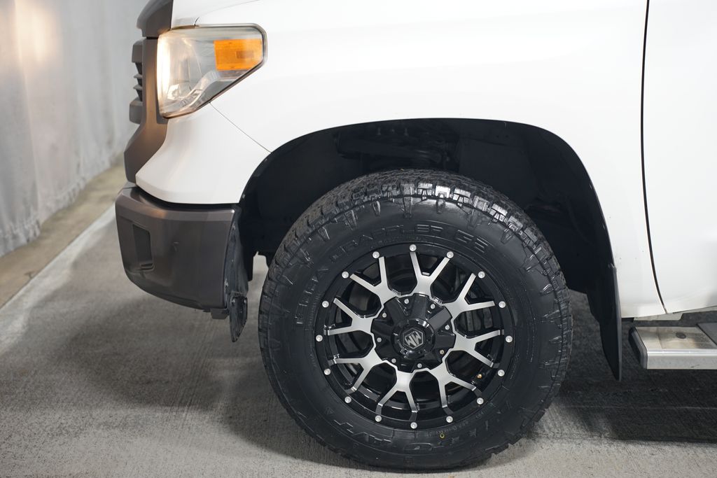 2017 Toyota Tundra SR5 5