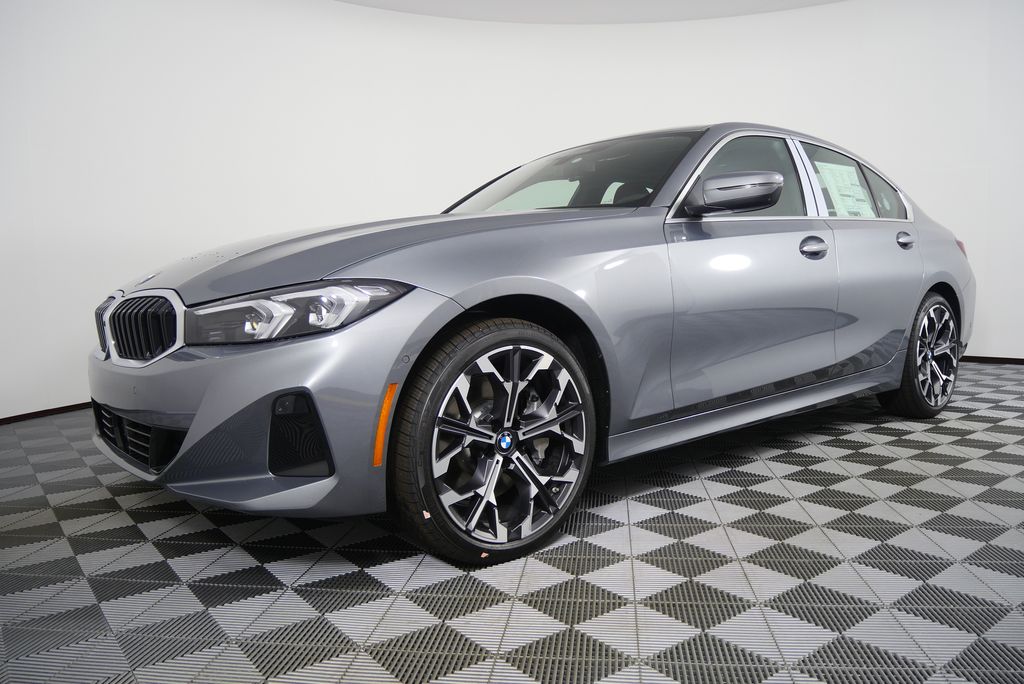 Thumbnail: 2026 BMW 3 Series - 7