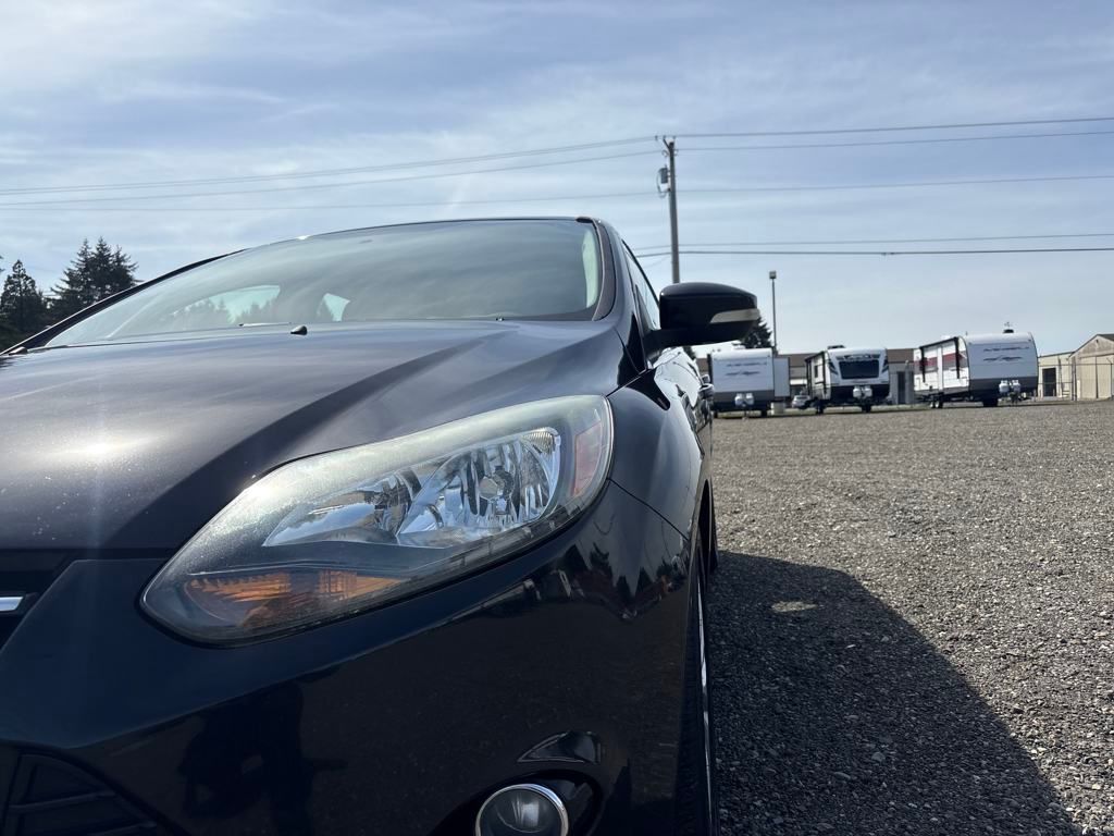 2014 Tuxedo Black Metallic Ford Focus Titanium FWD Hatchback