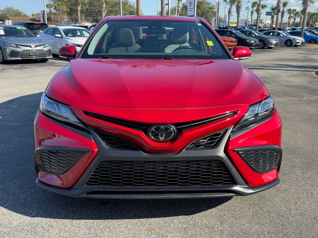 2023 Toyota Camry SE 3