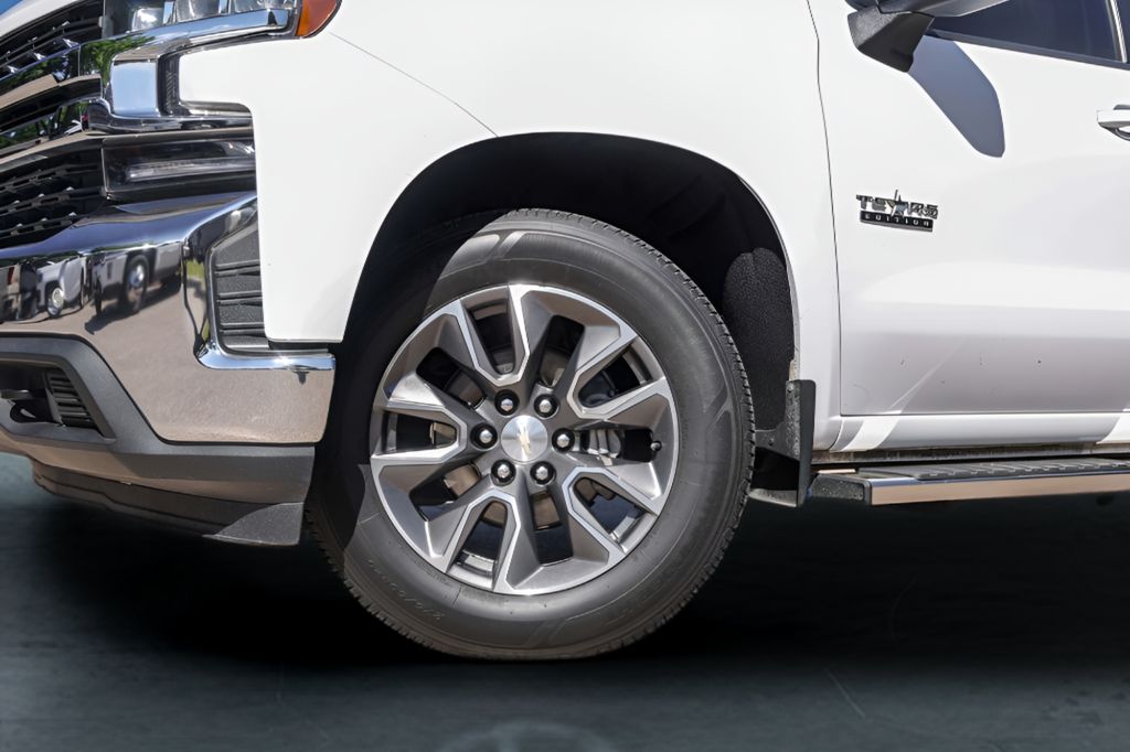 Used Car 2022 Chevrolet Silverado 1500 Ltd  Lt For Sale Under $30,000 In Austin, Texas