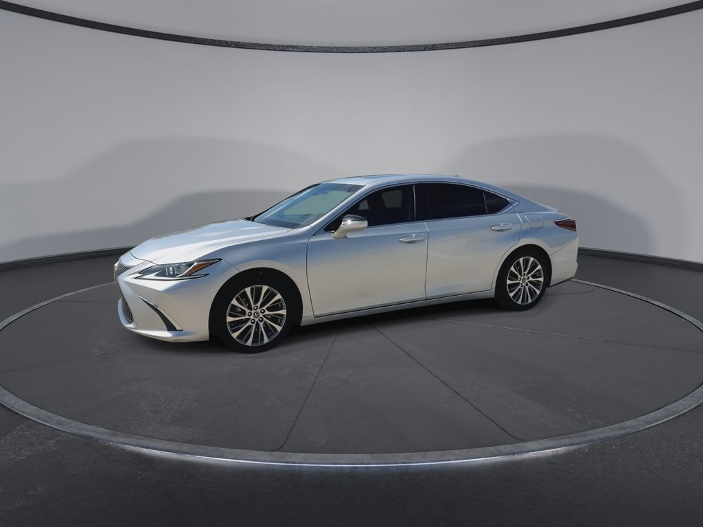 Thumbnail: 2020 Lexus ES - 5