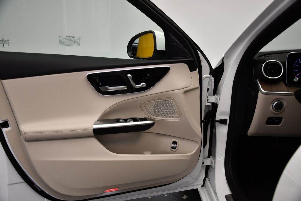 2025 Mercedes-Benz C-Class C 300 31