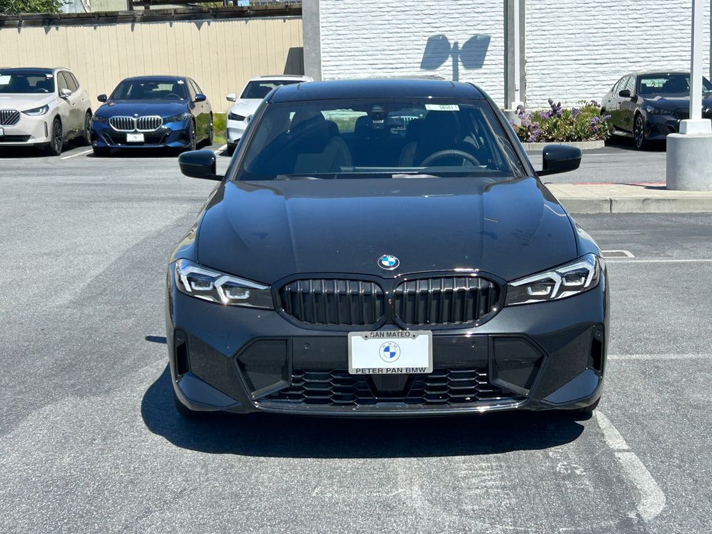 Thumbnail: 2026 BMW 3 Series - 8