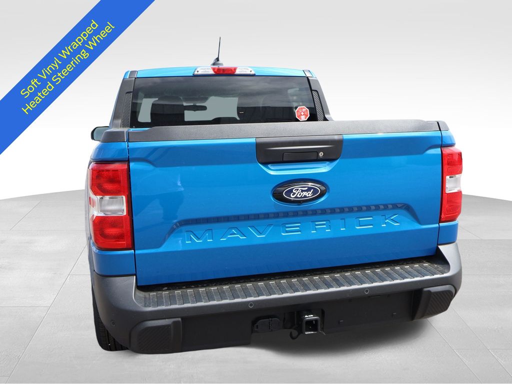 View vehicle photo 7