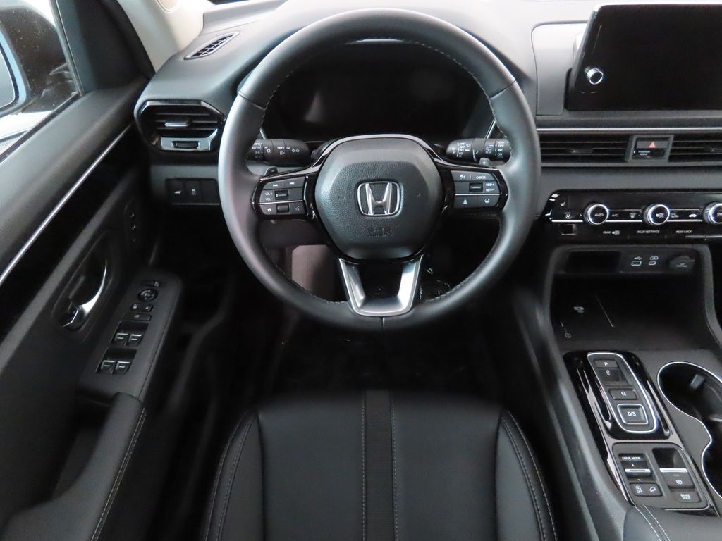 2025 Honda Pilot EX-L 10