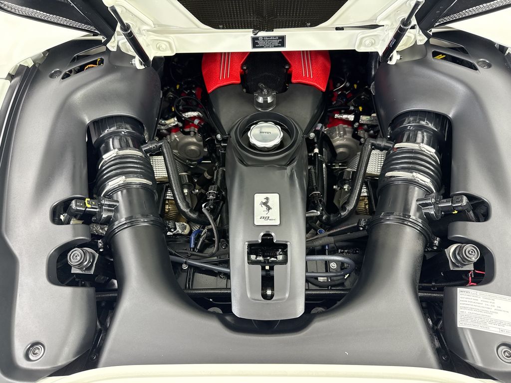 Thumbnail: 2018 Ferrari 488 - 32