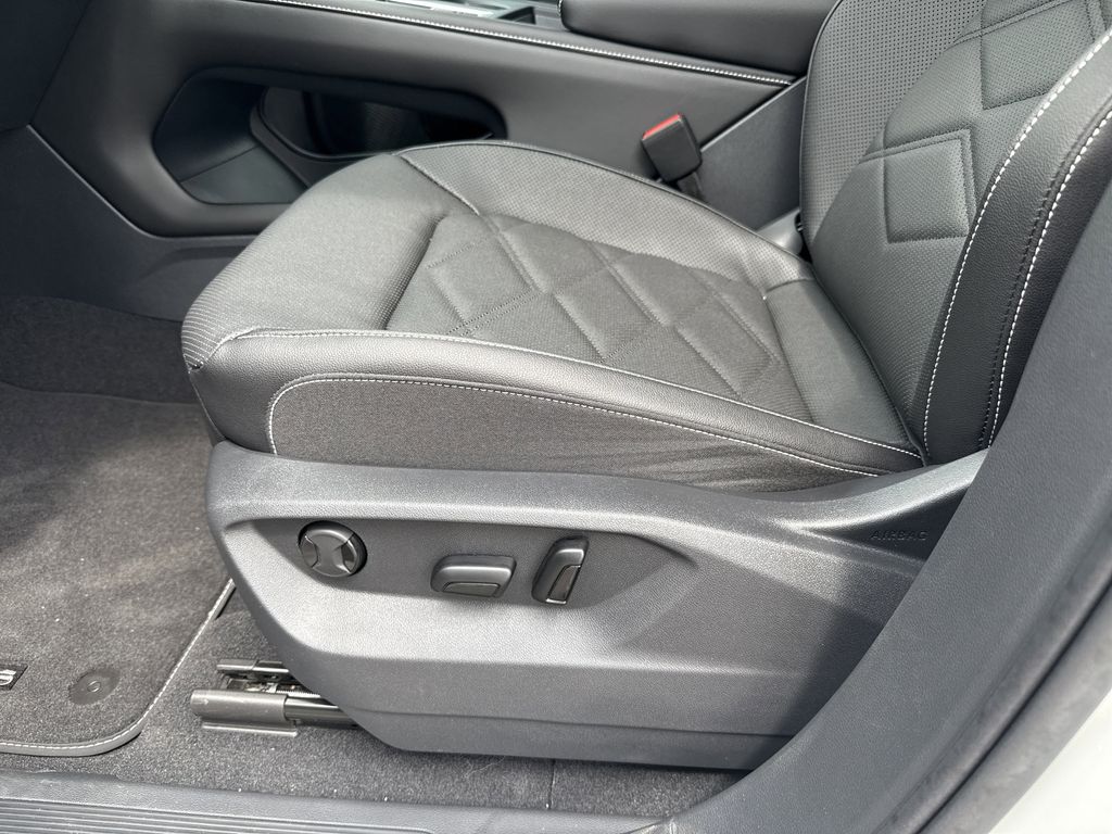 2026 Volkswagen Atlas 2.0T SE White at DeMontrond Auto Country