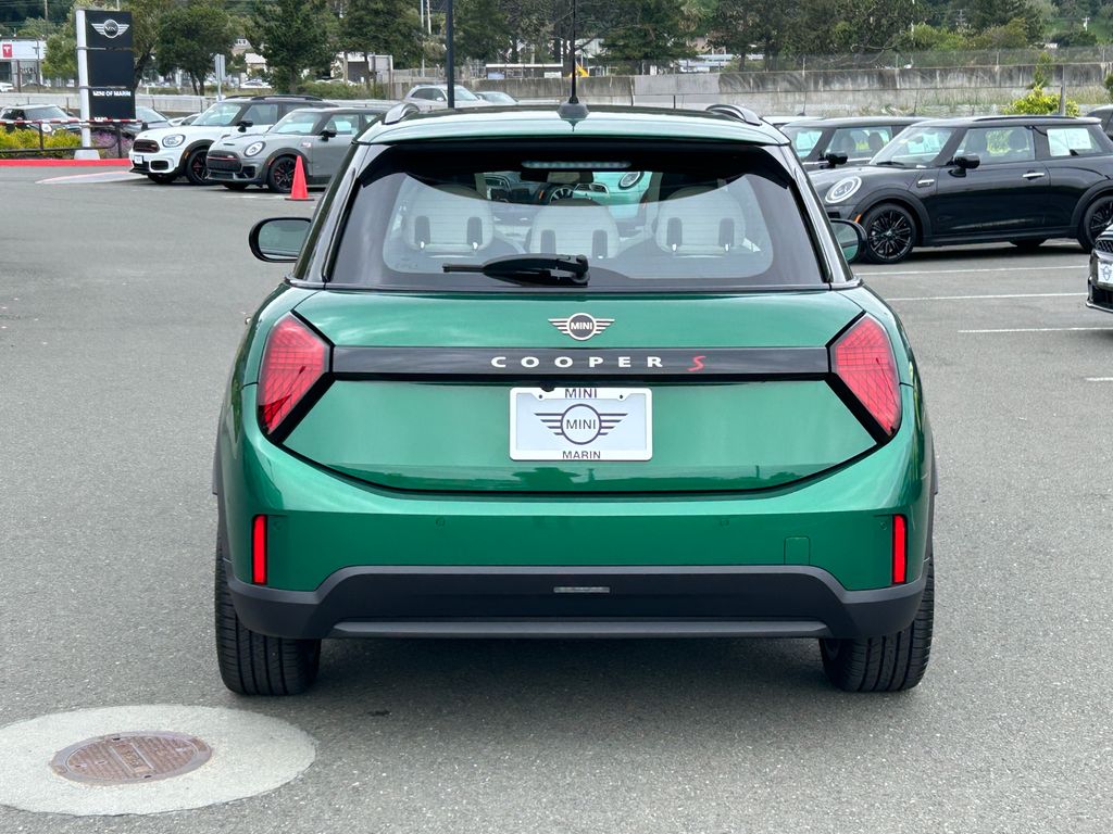 2025 MINI Cooper Hardtop S 4
