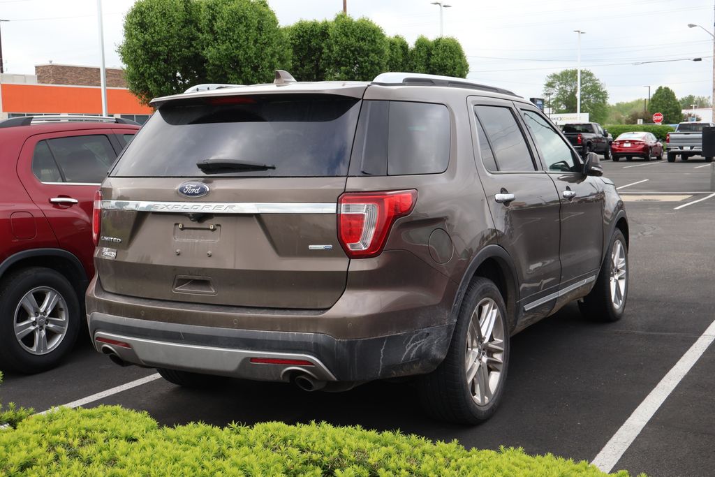 2016 Ford Explorer Limited 10