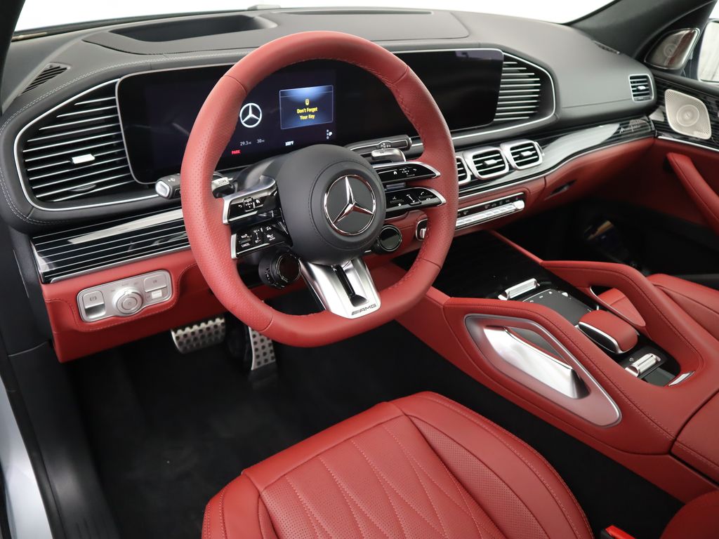 2025 Mercedes-Benz GLS 63 AMG 10