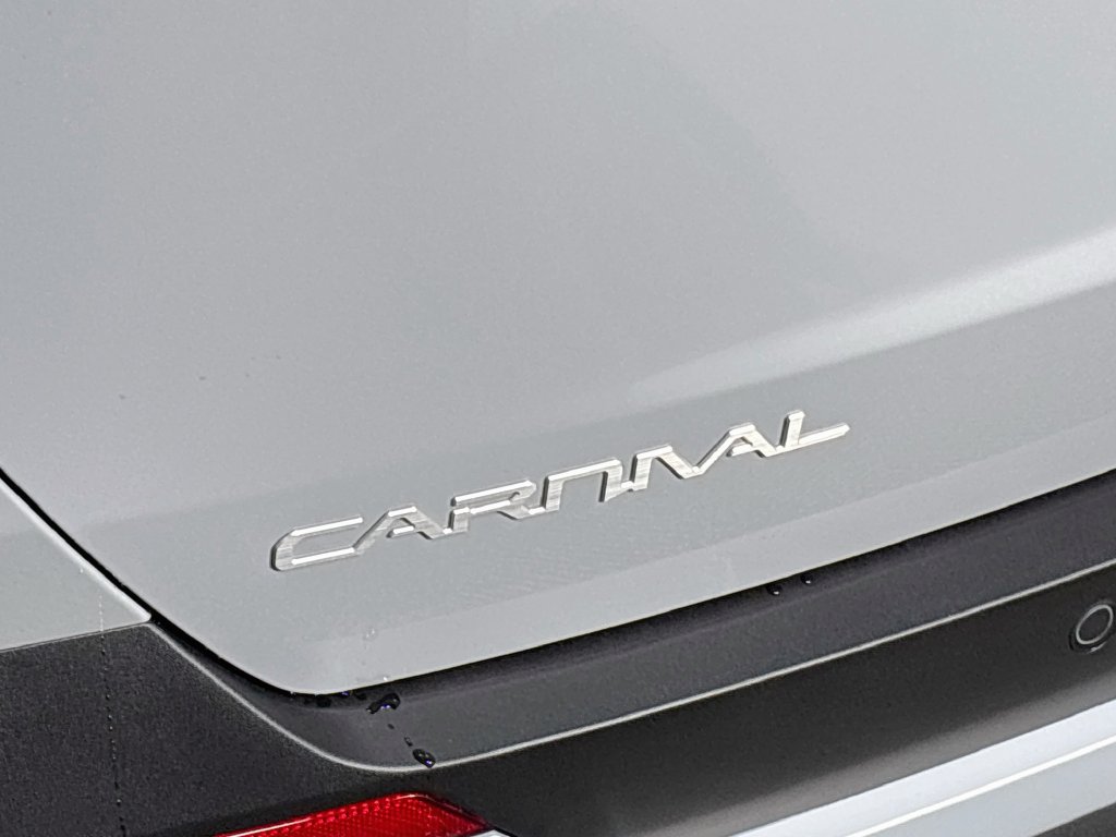 2027 Kia Carnival Hybrid EX