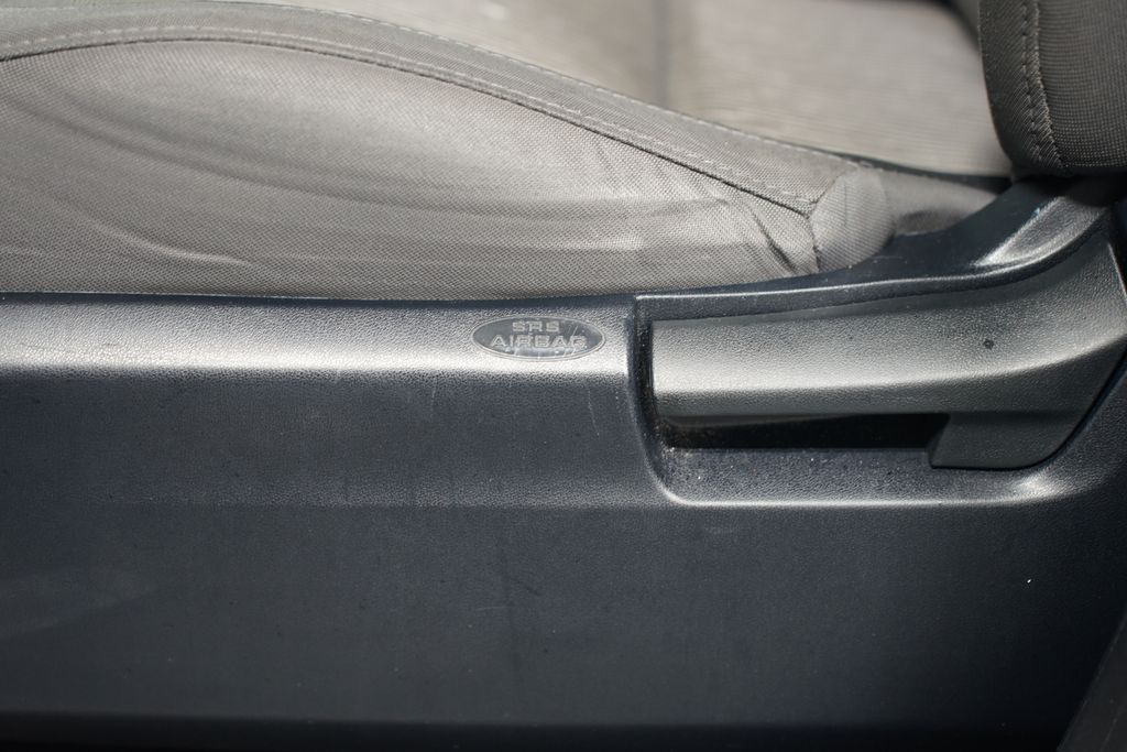 2017 Toyota Tundra SR5 28