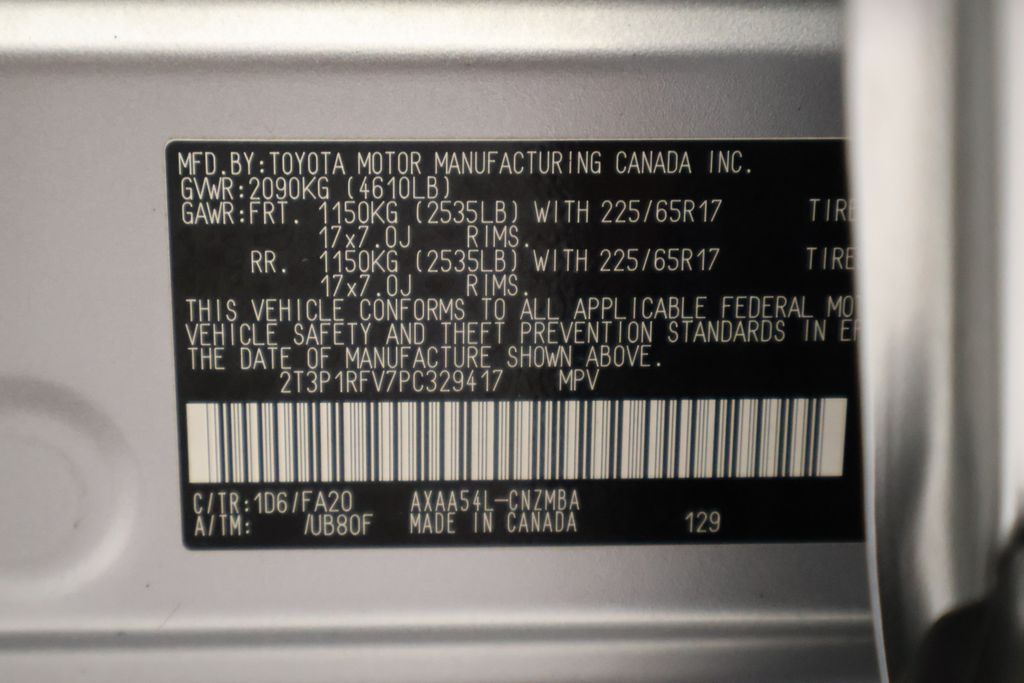 Thumbnail: 2023 Toyota RAV4 - 17
