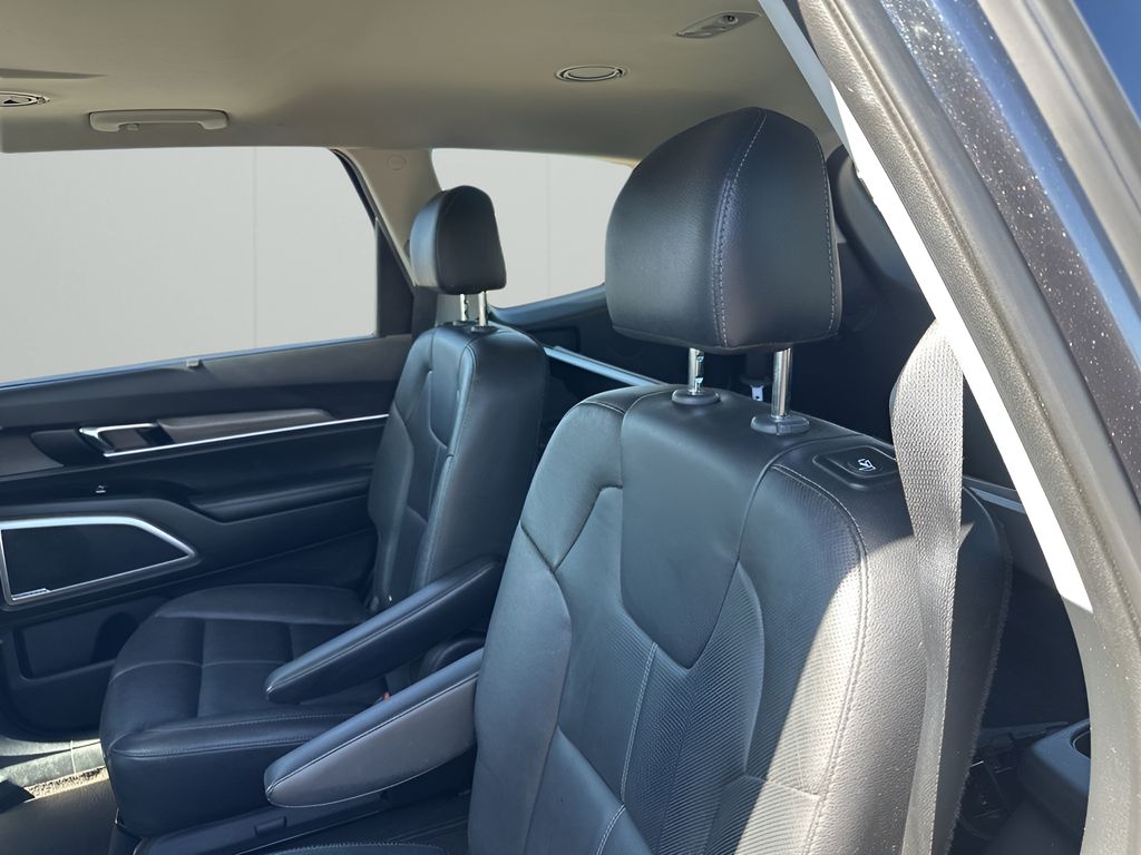 Used Car 2021 Kia Telluride  Ex For Sale Under $25,000 In Austin, Texas