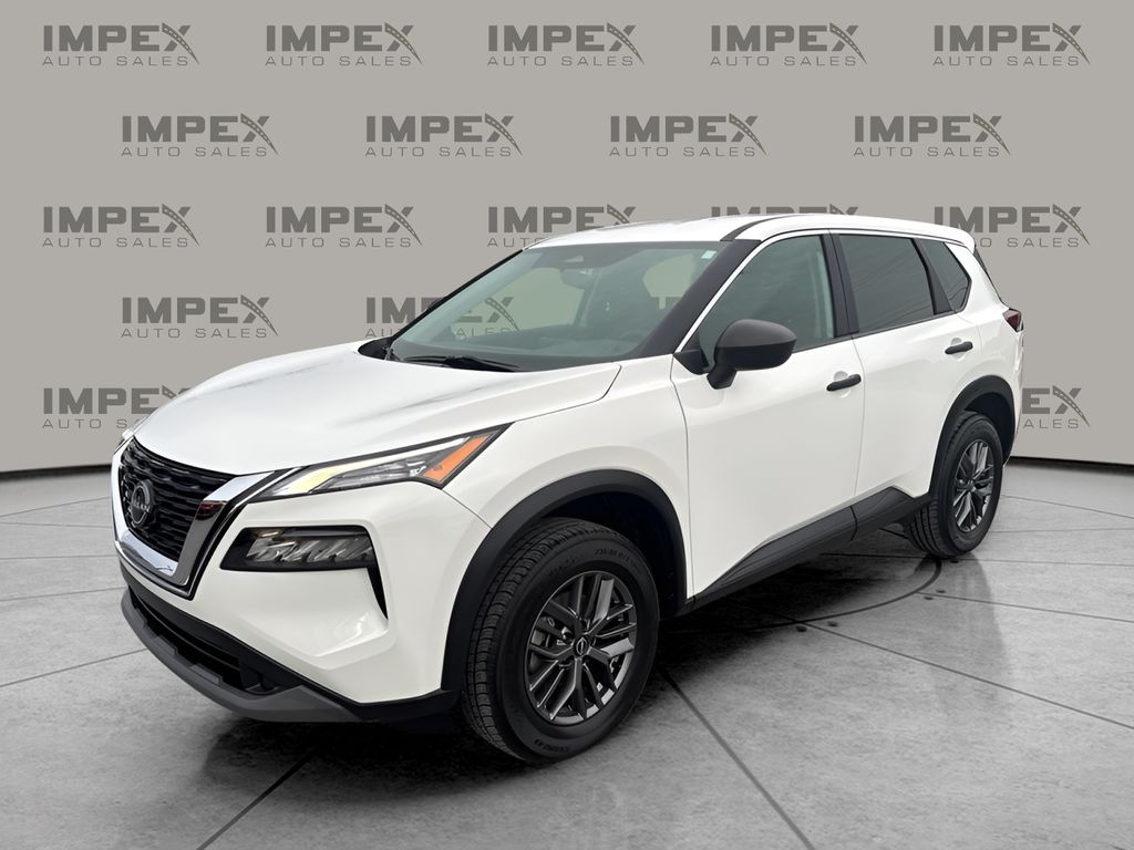 2023 Nissan Rogue S's photo