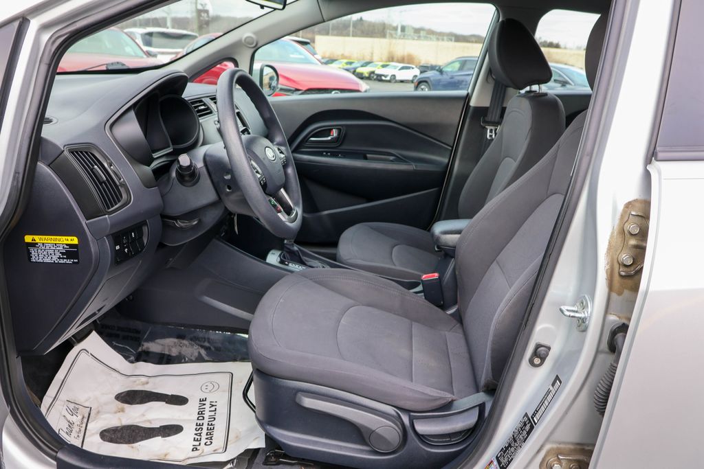 2012 Kia Rio EX 4