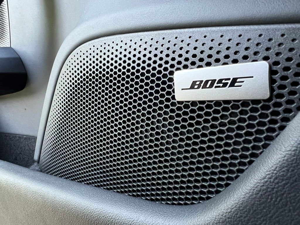2021 Porsche Taycan 4S photo