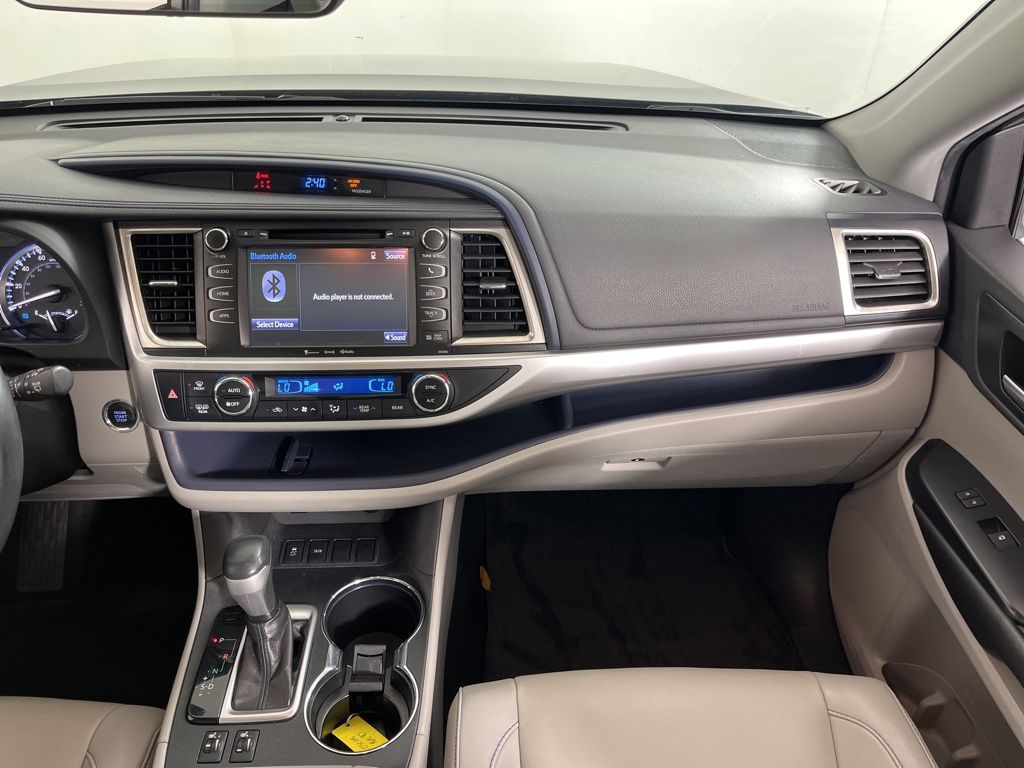 2019 Toyota Highlander XLE 21