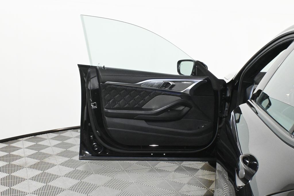 Thumbnail: 2023 BMW M8 - 28