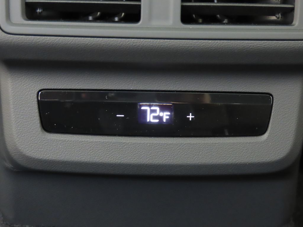 Thumbnail: 2025 Audi Q5 - 24