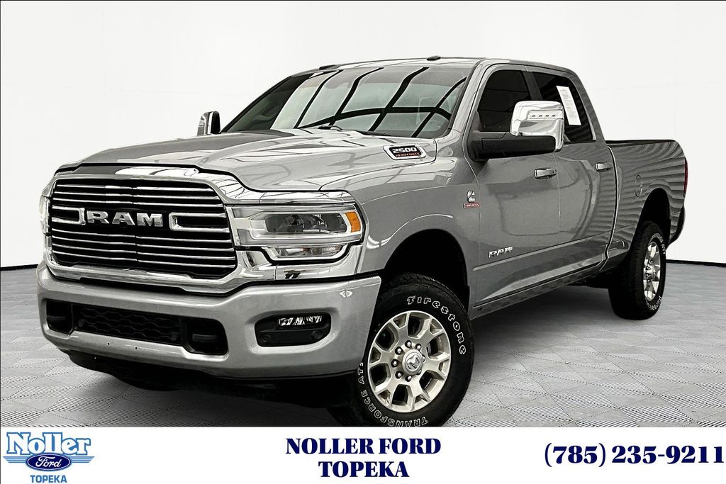 Billet Silver Metallic Clearcoat 2024 RAM 2500 Laramie Crew Cab 4WD Pickup Truck Four-Wheel Drive 6-Speed Automatic