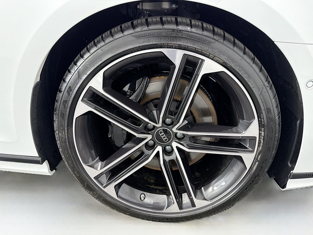 Thumbnail: 2026 Audi A8 - 32