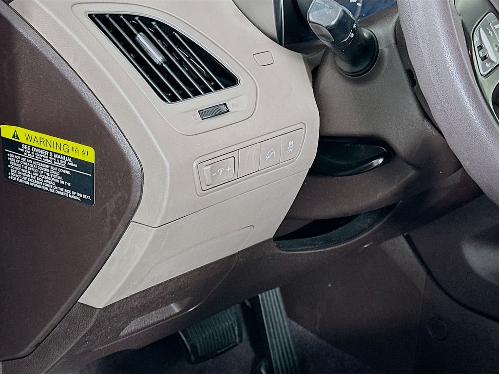 Thumbnail: 2015 Hyundai Tucson - 10