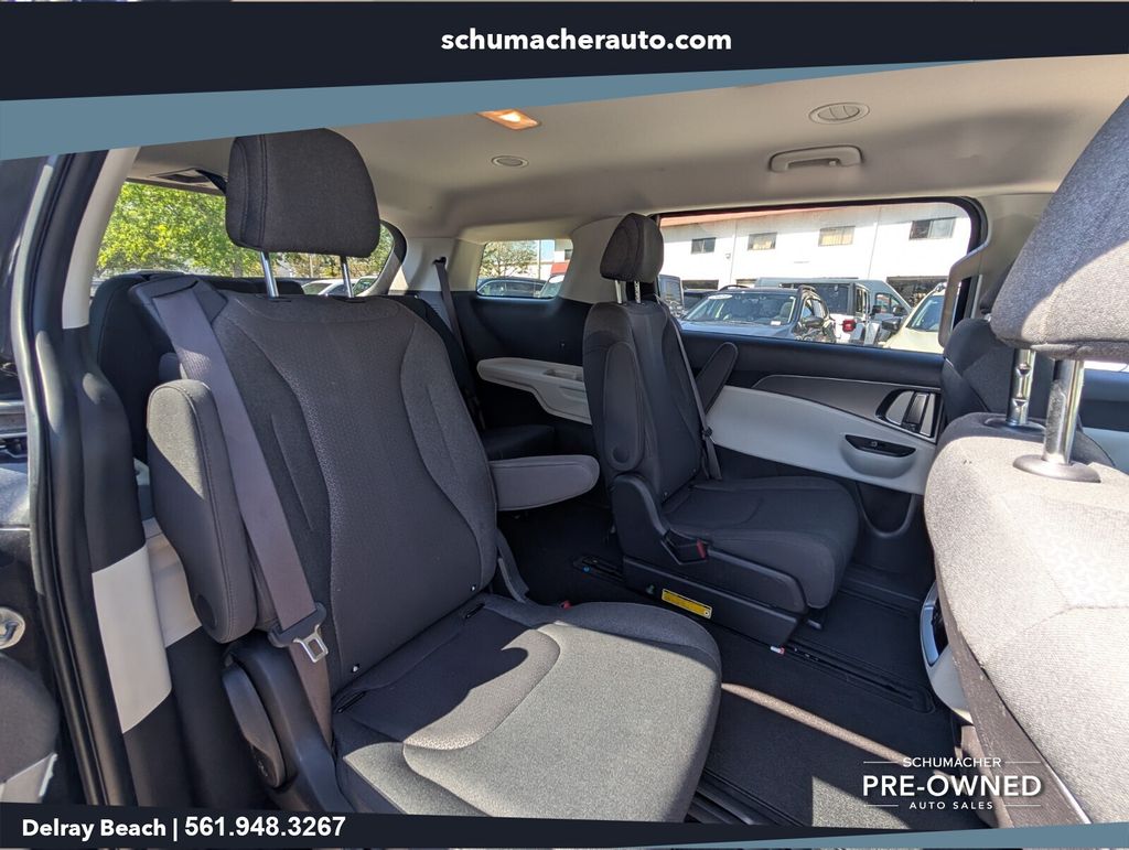 used 2023 Kia Carnival car, priced at $20,888