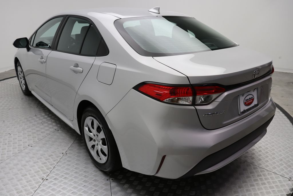 2022 Toyota Corolla LE 11