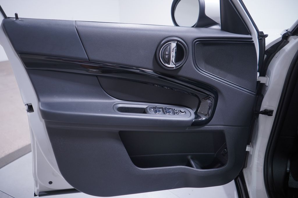 Thumbnail: 2024 MINI Cooper Countryman - 16