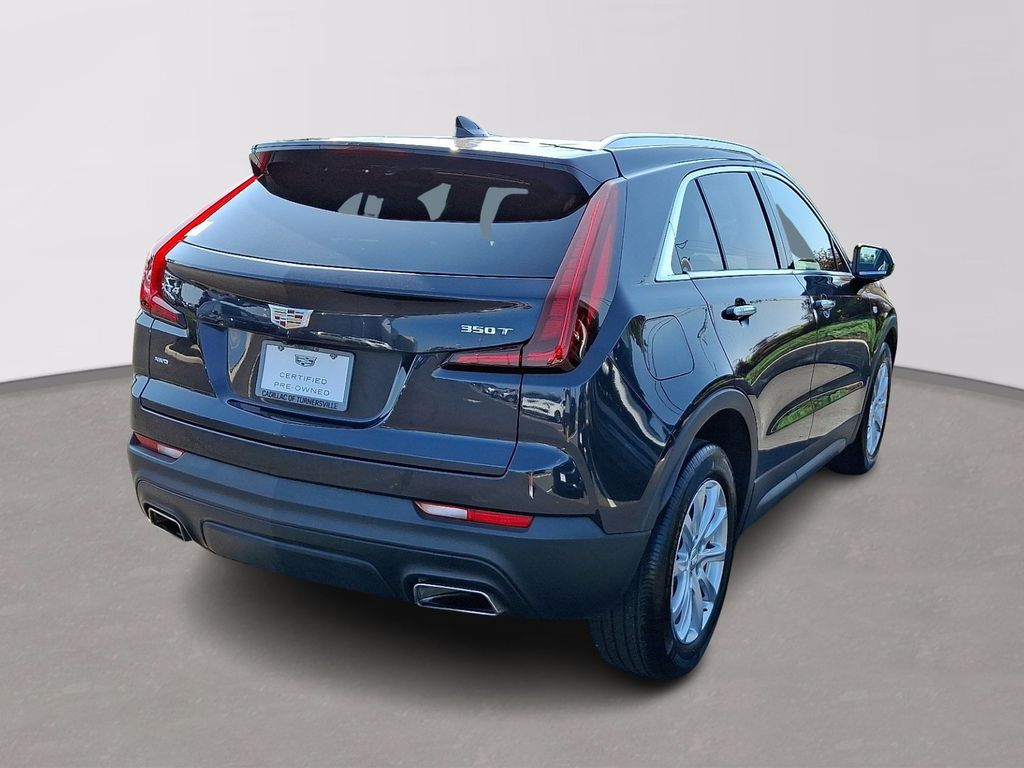 Thumbnail: 2023 Cadillac XT4 - 6