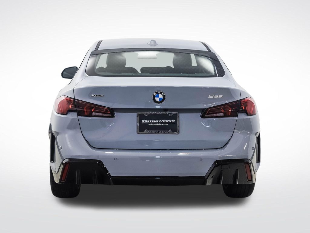 Thumbnail: 2026 BMW 2 Series - 4