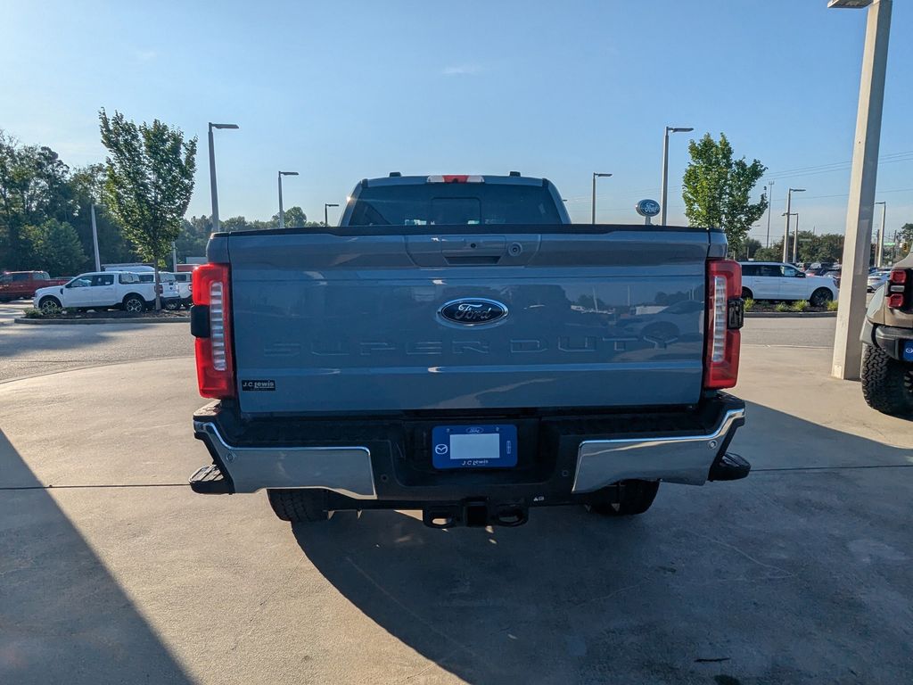 2025 Ford F-250 Super Duty Lariat