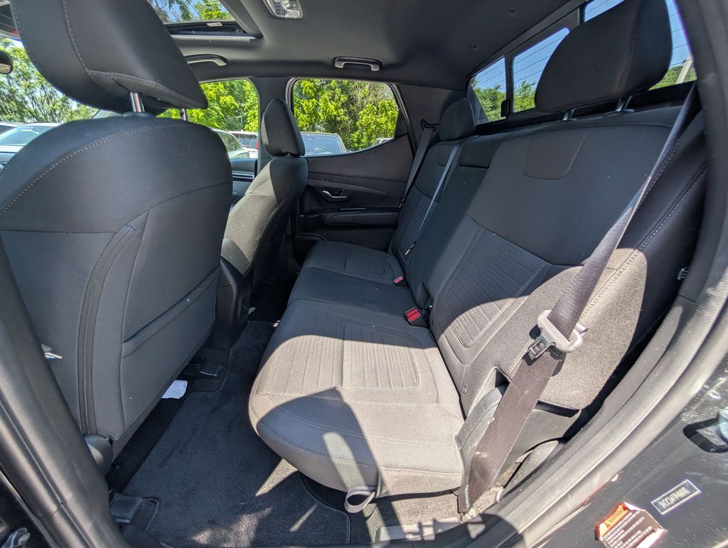 Used 2023 Black Hyundai NIGHT image 6