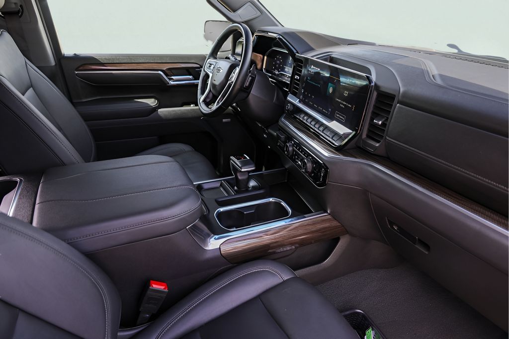 Used Car 2025 Chevrolet Silverado 1500  Lt Trail Boss For Sale Under $60,000 In Austin, Texas