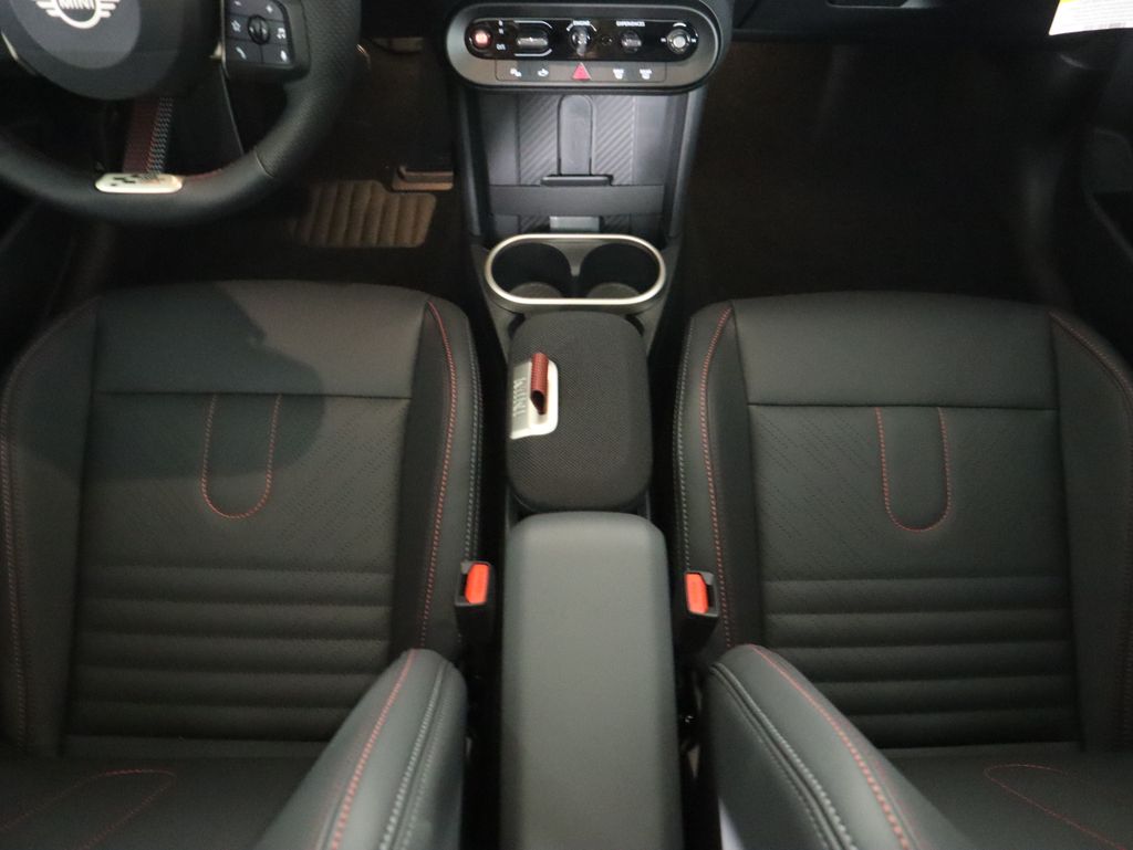 Thumbnail: 2026 MINI Cooper - 17