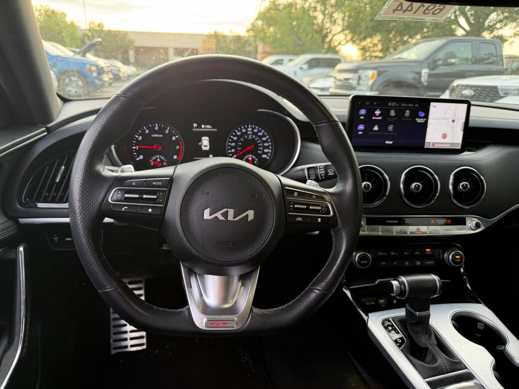 Used 2022 Kia Stinger GT1 4D Sedan