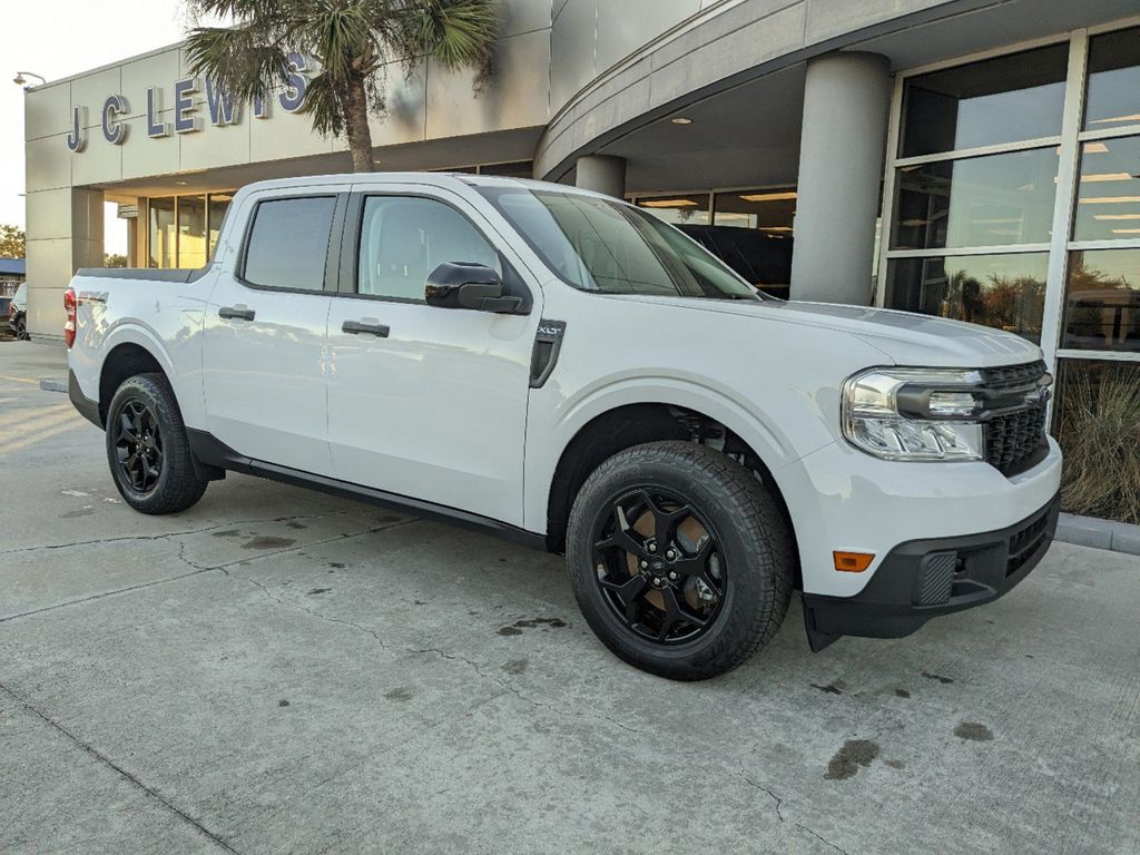 2024 Ford Maverick XLT