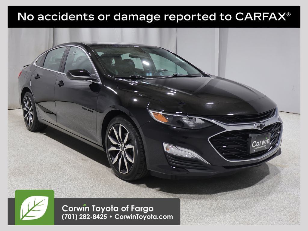 Mosaic Black Metallic 2022 Chevrolet Malibu Sedan Front-Wheel Drive Continuously Variable Transmission