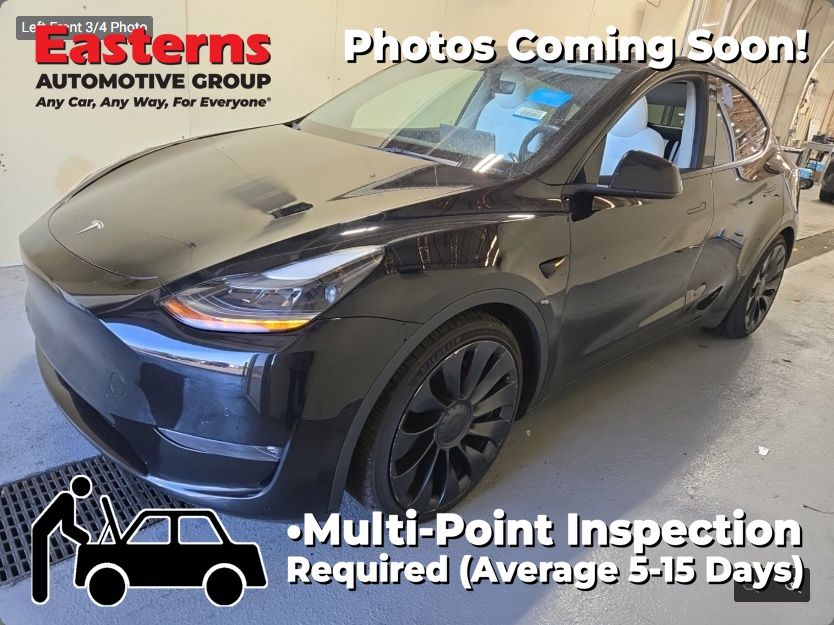 2022 Tesla Model Y Performance Dual Motor All-Wheel Drive's photo