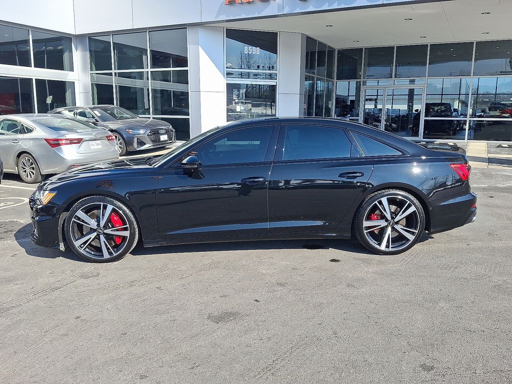 Thumbnail: 2022 Audi S6 - 7