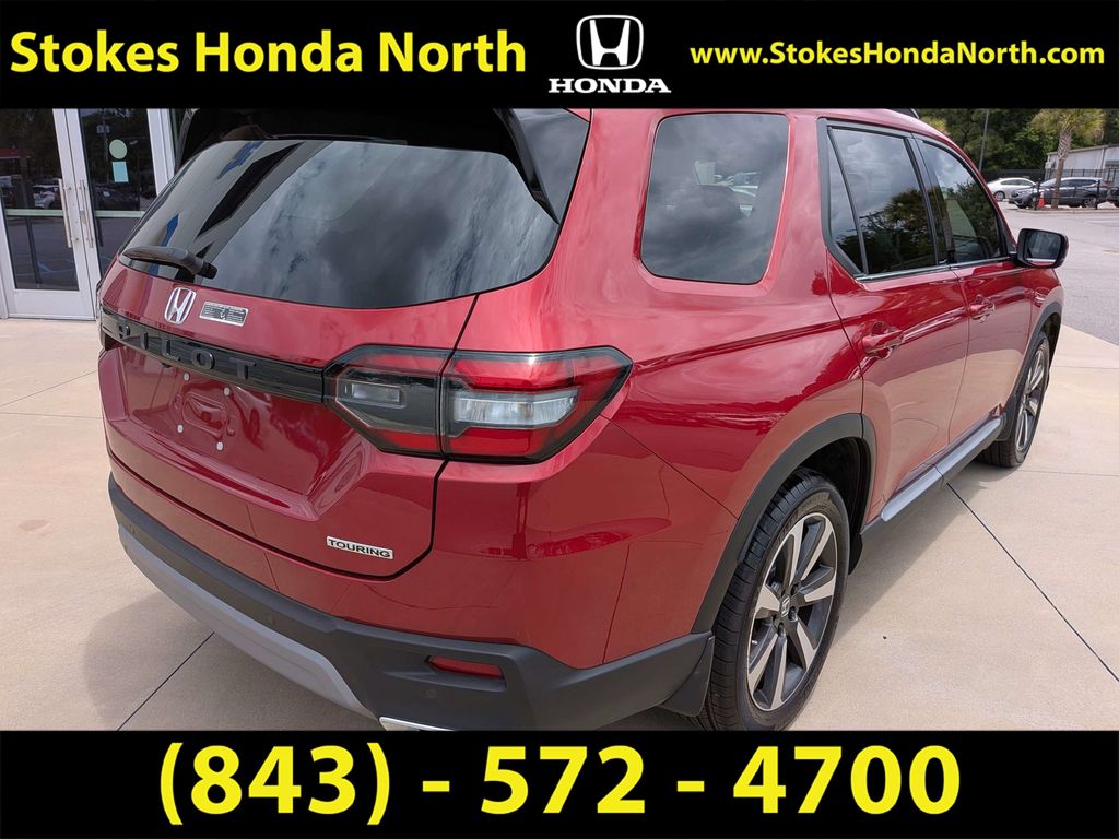 Used 2025 Honda Pilot SUV