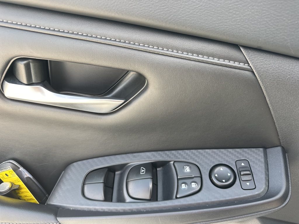 2024 Aspen White Tricoat Nissan Sentra SV FWD Sedan